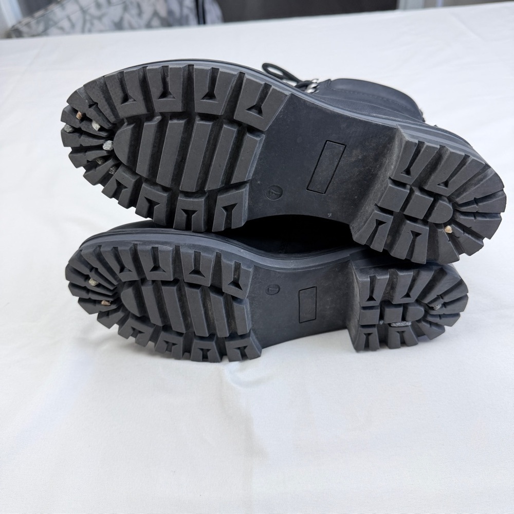 Women’s Black Lace-Up Boots - Picture 11 of 13